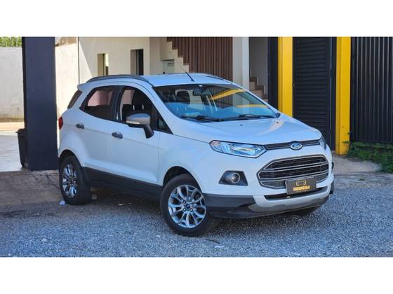 FORD ECOSPORT 1.6 FREESTYLE 16V FLEX 4P MANUAL FORD ECOSPORT 1.6 FREESTYLE 16V FLEX 4P MANUAL